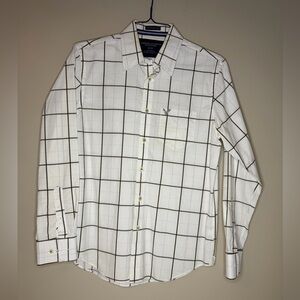 American Eagle Outfitters White and Black Checkered Men's Shirt